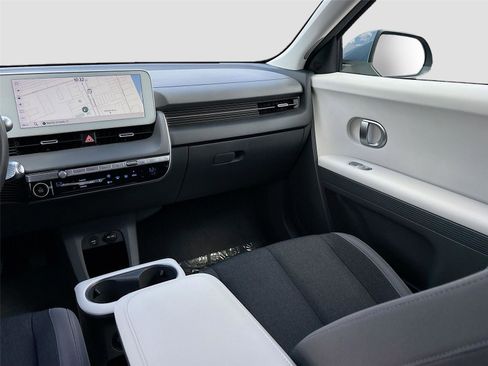 Used 2024 Hyundai Ioniq 5 SEL RWD image 26