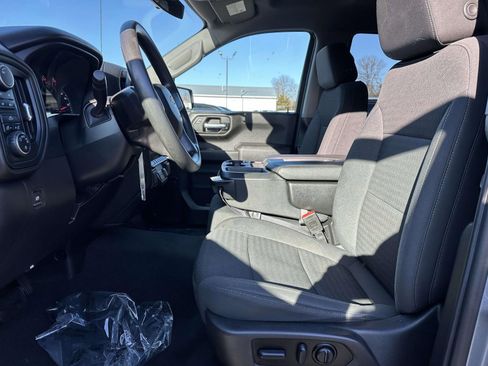 Used 2022 Chevrolet Silverado 1500 Custom w/ LPO, Dark Essentials Package image 22