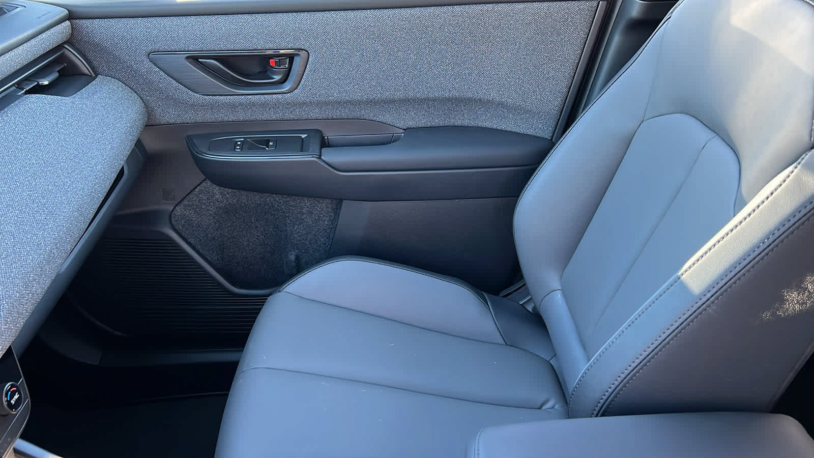 New 2026 Subaru Outback Premium AWD/4WD image 12