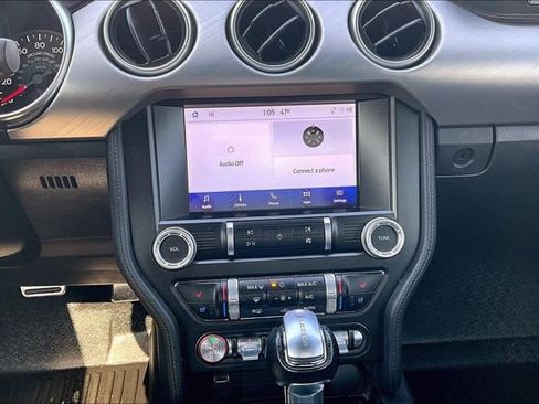 Used 2022 Ford Mustang Premium image 9