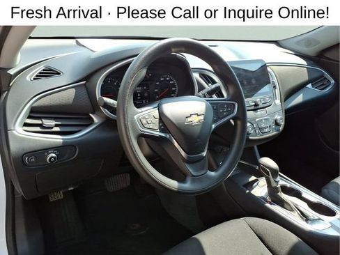 Used 2022 Chevrolet Malibu LS image 13