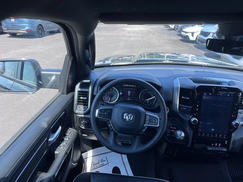 Used 2025 RAM 1500 Laramie AWD/4WD image 24