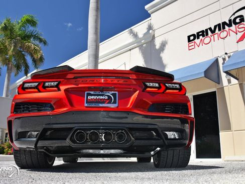 Used 2025 Chevrolet Corvette Z06 w/ Stealth Interior Trim Package RWD image 35