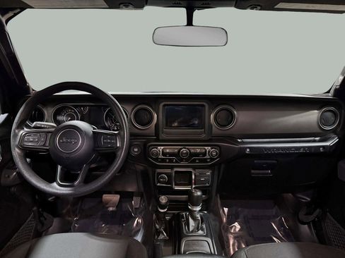 Used 2022 Jeep Wrangler Unlimited Sport image 17