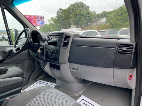 Used 2012 Mercedes-Benz Sprinter 3500 image 28