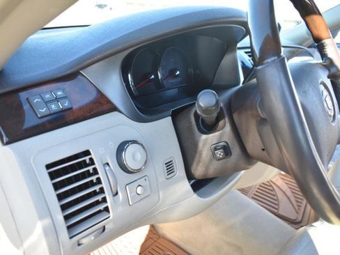 Used 2011 Cadillac DTS Premium w/ Driver Awareness Package image 29