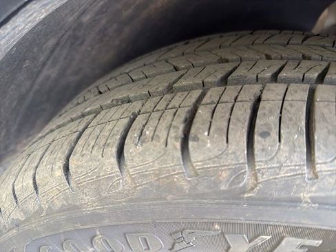 Used 2024 Hyundai Palisade Calligraphy image 18