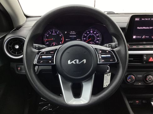 Used 2023 Kia Forte LXS image 31