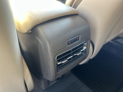 Used 2021 Lincoln Corsair Reserve w/ Equipment Group 201A FWD image 36