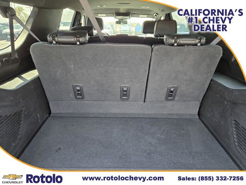 Used 2023 Chevrolet Suburban RST w/ Luxury Package AWD/4WD image 15