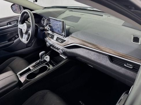 Certified 2023 Nissan Altima 2.5 SV image 27