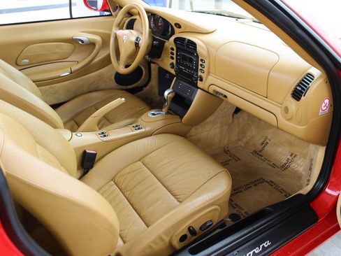 Used 2003 Porsche 911 Cabriolet image 18