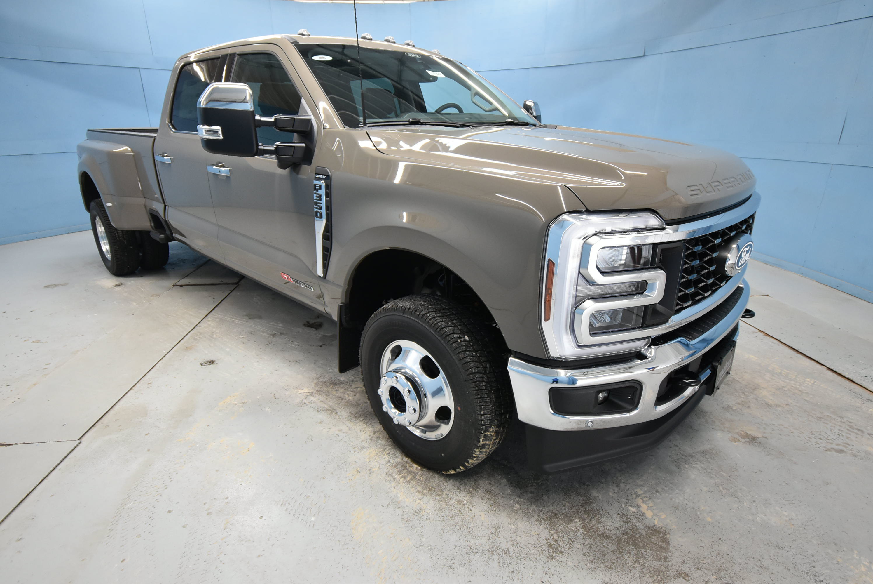 New 2027 Ford F350 Lariat w/ Lariat Ultimate Package AWD/4WD image 1