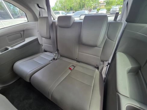 Used 2016 Honda Odyssey EX-L image 16