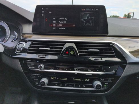 Used 2018 BMW 530i RWD image 22