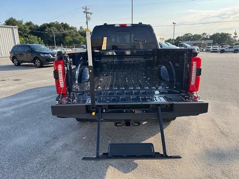 Used 2024 Ford F250 Lariat w/ Chrome Package AWD/4WD image 10