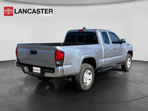 Used 2021 Toyota Tacoma SR5 RWD image 7