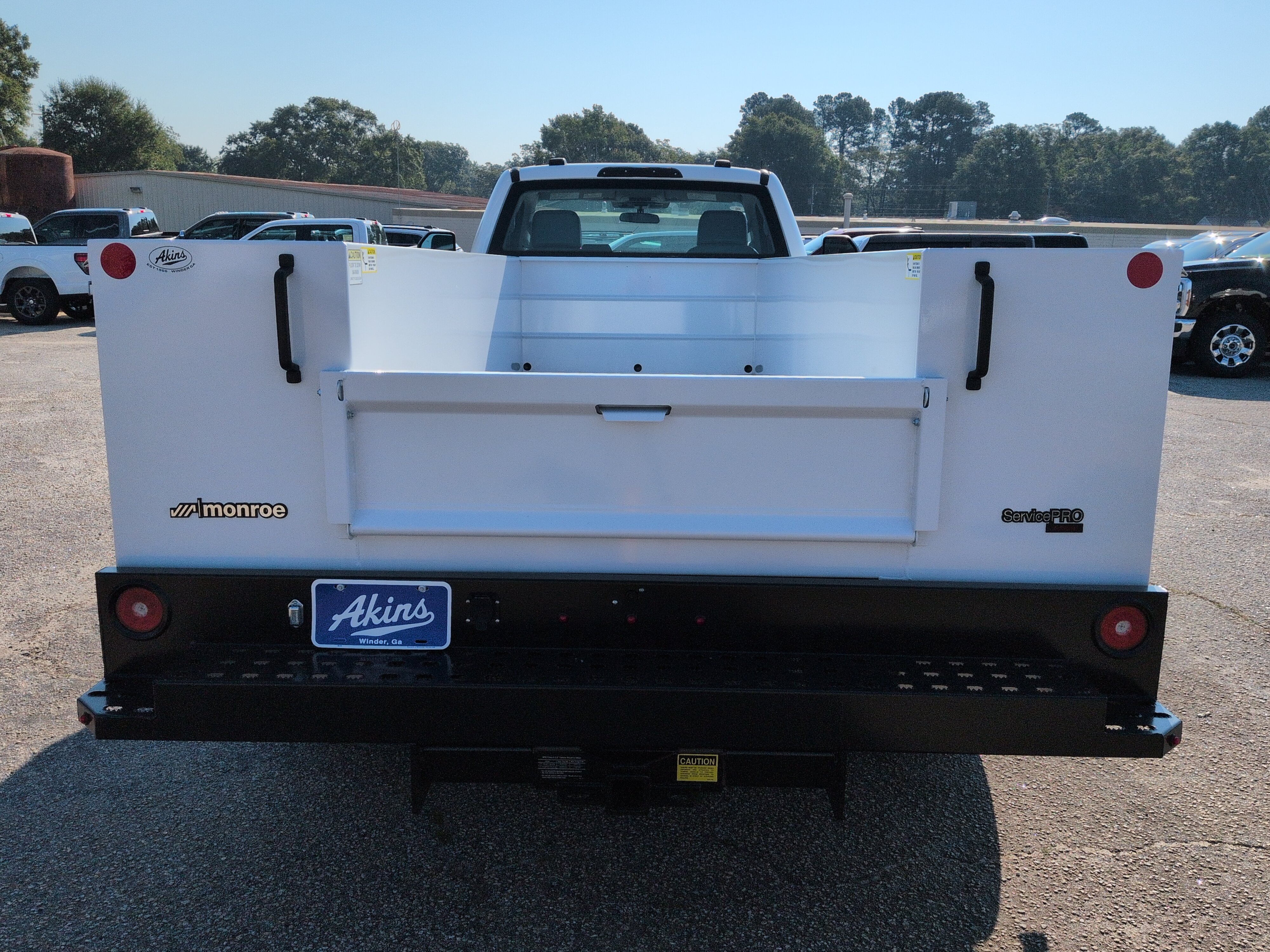 New 2025 Ford F350 XL w/ XL Chrome Package AWD/4WD image 4