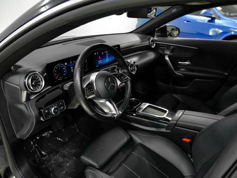 Used 2025 Mercedes-Benz CLA 250 4MATIC w/ Driver Assistance Package image 3