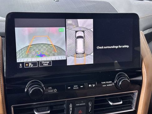 Used 2024 INFINITI QX80 Sensory w/ Cargo Package image 15