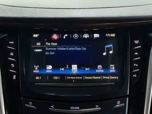 Used 2018 Cadillac Escalade Premium Luxury image 27