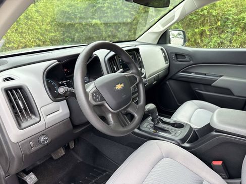 Used 2019 Chevrolet Colorado W/T w/ WT Convenience Package RWD image 20