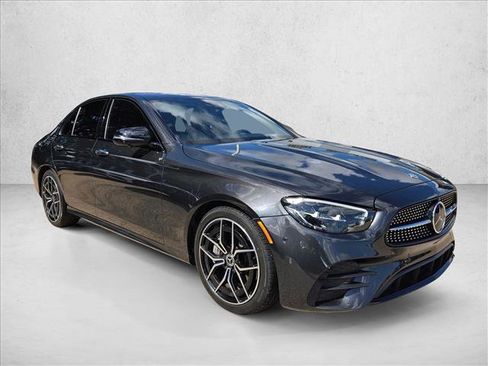 Used 2021 Mercedes-Benz E 350 Sedan image 3