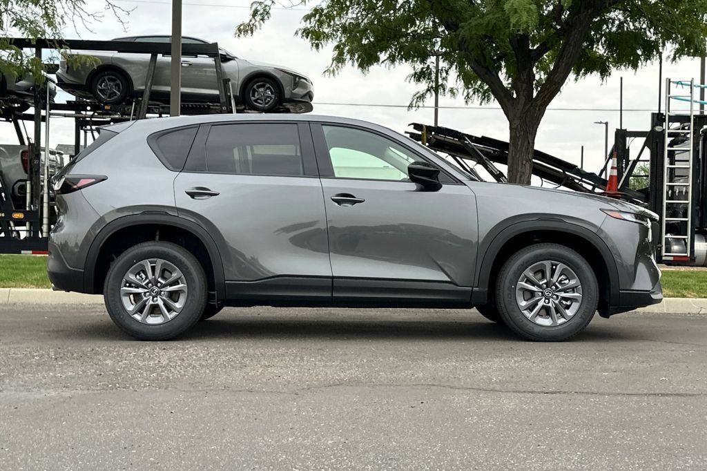 New 2026 MAZDA CX-5 Select AWD/4WD image 3