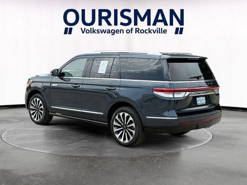 Used 2024 Lincoln Navigator Reserve AWD/4WD image 4