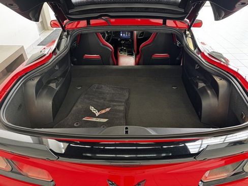 Used 2015 Chevrolet Corvette Z06 w/ 3LZ Preferred Equipment Group image 34