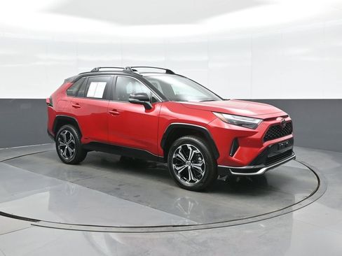 Certified 2025 Toyota RAV4 XSE image 1