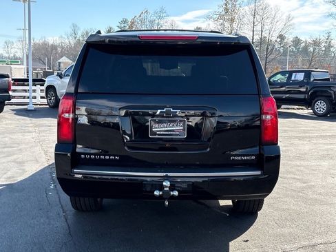 Used 2020 Chevrolet Suburban Premier image 28