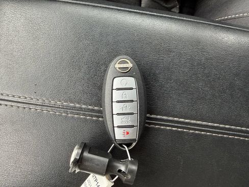 Used 2024 Nissan Altima 2.5 SV FWD image 43