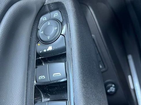 Used 2024 Chevrolet Equinox Premier AWD/4WD image 34