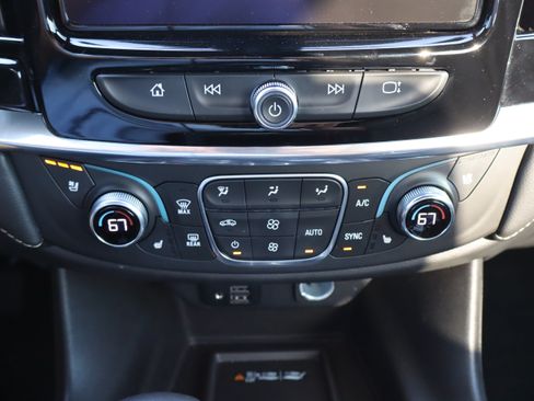 Used 2023 Chevrolet Traverse Premier w/ LPO, Floor Liner Package FWD image 30