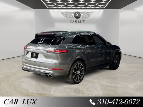 Used 2019 Porsche Cayenne Turbo AWD/4WD image 5