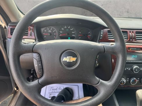 Used 2008 Chevrolet Impala LS FWD image 28