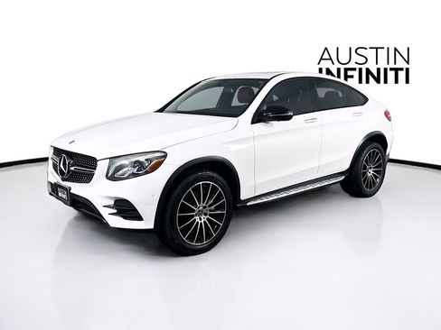 Used 2019 Mercedes-Benz GLC 300 4MATIC Coupe image 3
