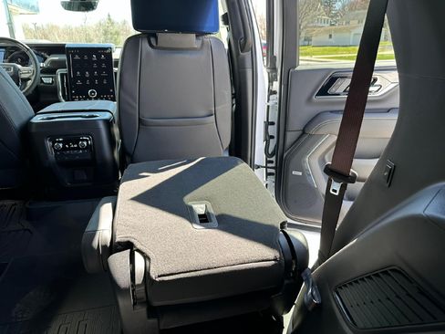 New 2026 GMC Yukon Elevation w/ Elevation Premium Package AWD/4WD image 44