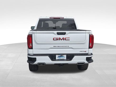 Used 2024 GMC Sierra 1500 AT4 AWD/4WD image 12