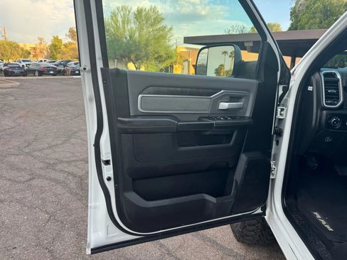 Used 2021 RAM 2500 Big Horn image 19