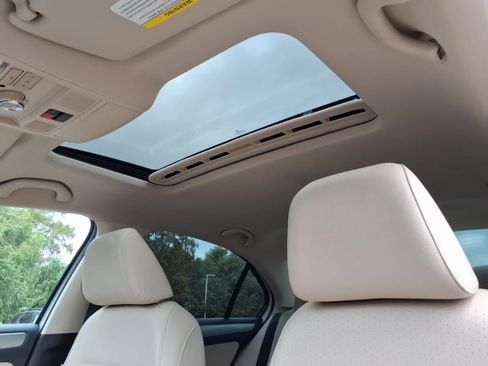 Used 2018 Volkswagen Jetta SE FWD image 16