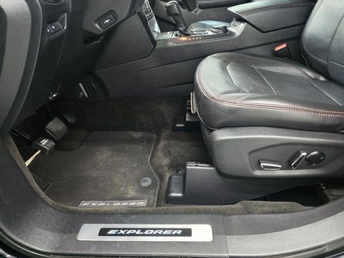 Used 2016 Ford Explorer Sport w/ Equipment Group 401A AWD/4WD image 7