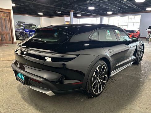 Used 2024 Porsche Taycan 4 Cross Turismo image 5