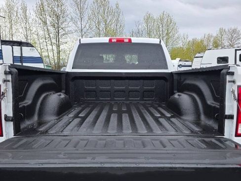 Used 2018 RAM 1500 Tradesman AWD/4WD image 6