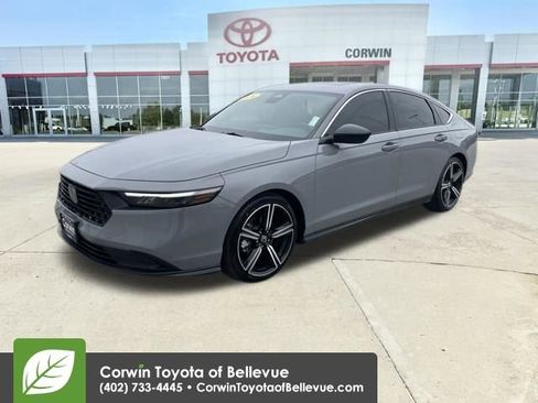 Used 2024 Honda Accord Sport image 7