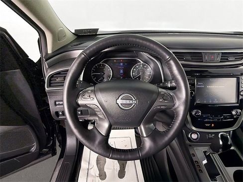 Used 2024 Nissan Murano SL image 11