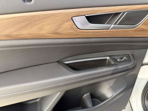 New 2026 Volkswagen Atlas SE AWD/4WD image 9