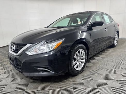 Used 2018 Nissan Altima 2.5 S FWD image 8