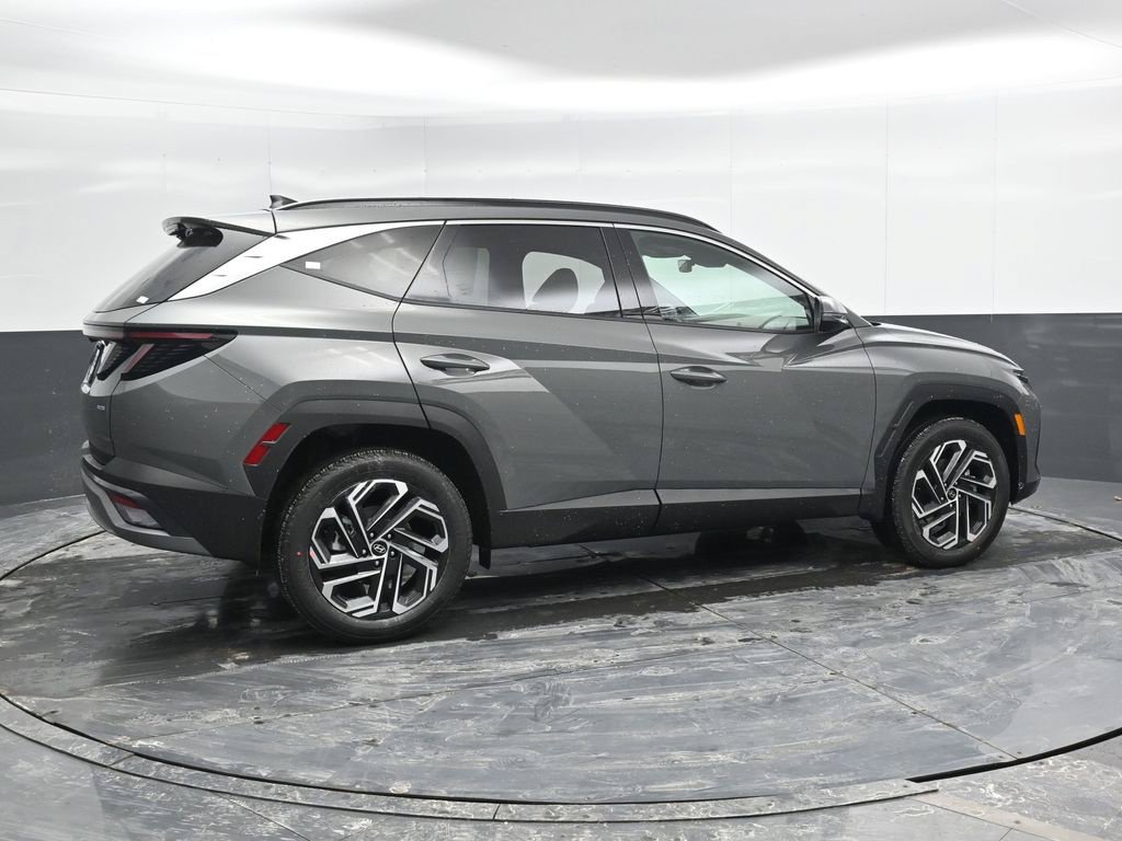 New 2026 Hyundai Tucson Limited AWD/4WD image 2